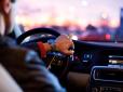 Особливо важливо восени і взимку! Як зробити світло фар яскравішим - лайфхаки для водіїв