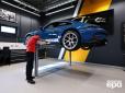 Були заблоковані через супутник: У Росії скаржаться, що сотні Porsche перетворилися на 