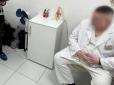 Про повагу до захисників не чув? У Києві травматолог державної лікарні вимагав у військового гроші... за безкоштовну операцію