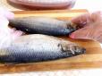 Як вибрати якісний оселедець з ікрою: ТОП-3 ознаки